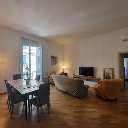Ferienwohnung Tra Mare E Castello La Spezia Exterior foto